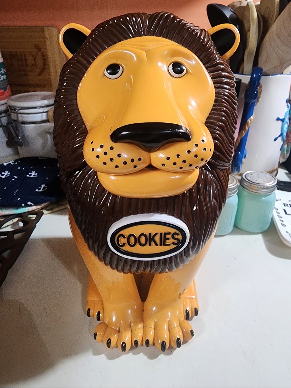 Vintage 1999 talking & Roaring Lion Cookie Jar